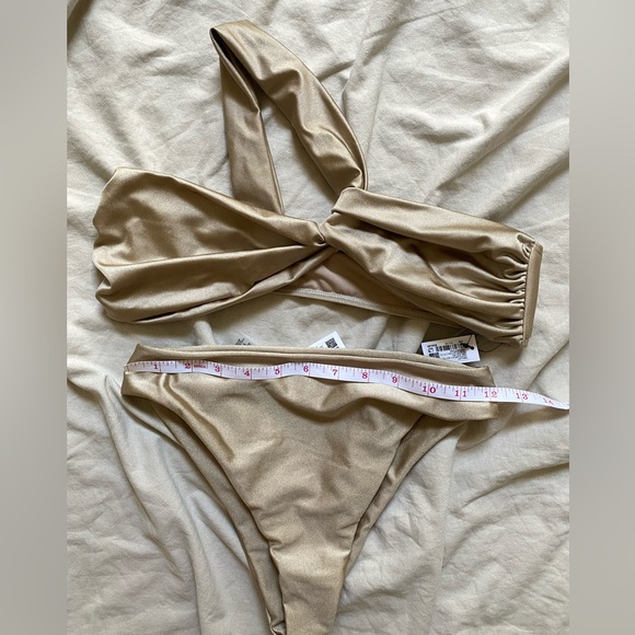 Dynamite Fiji shiny bikini - Picture 2 of 7